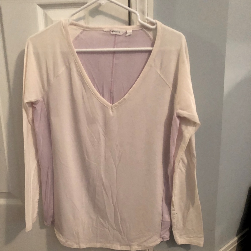 Athleta two-toned shirt XS
